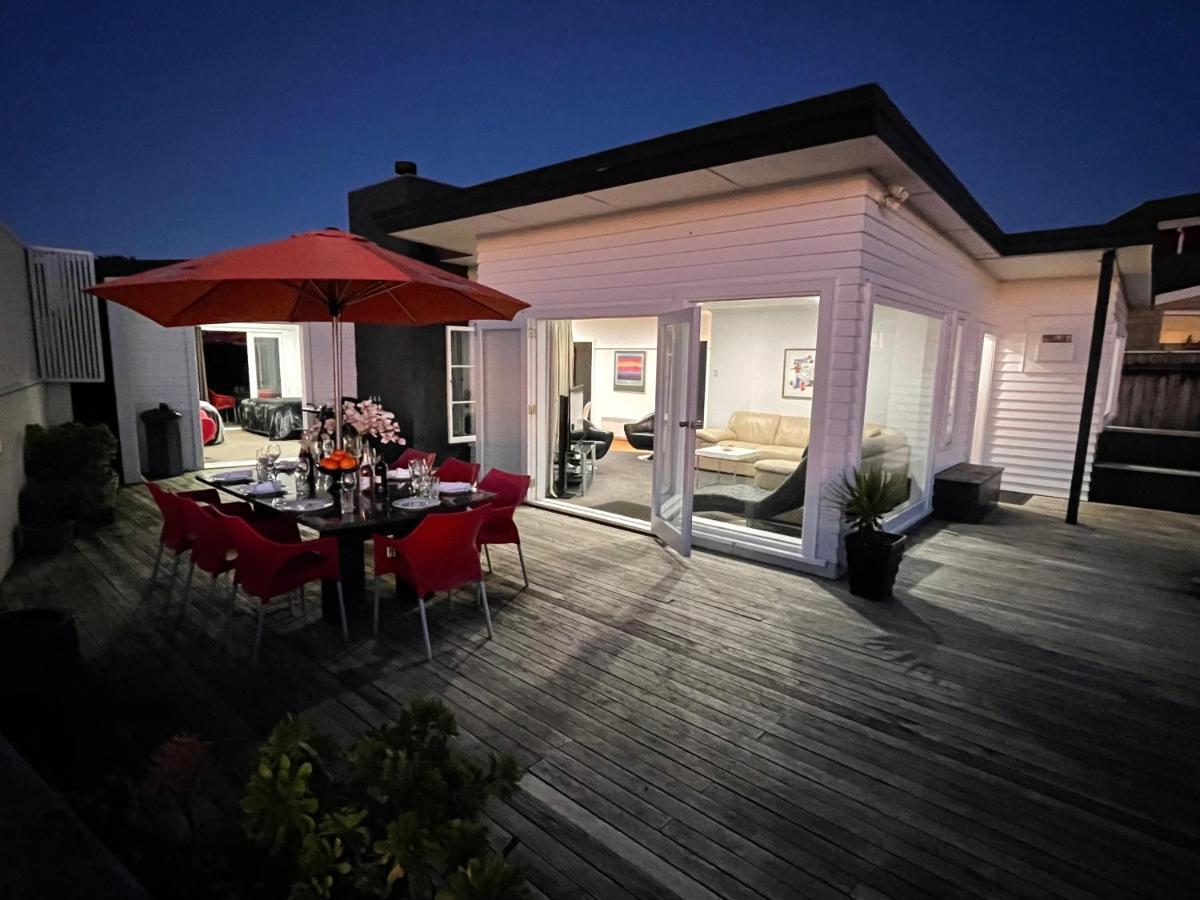 Ocean Front East End Beach House New Plymouth Exterior foto