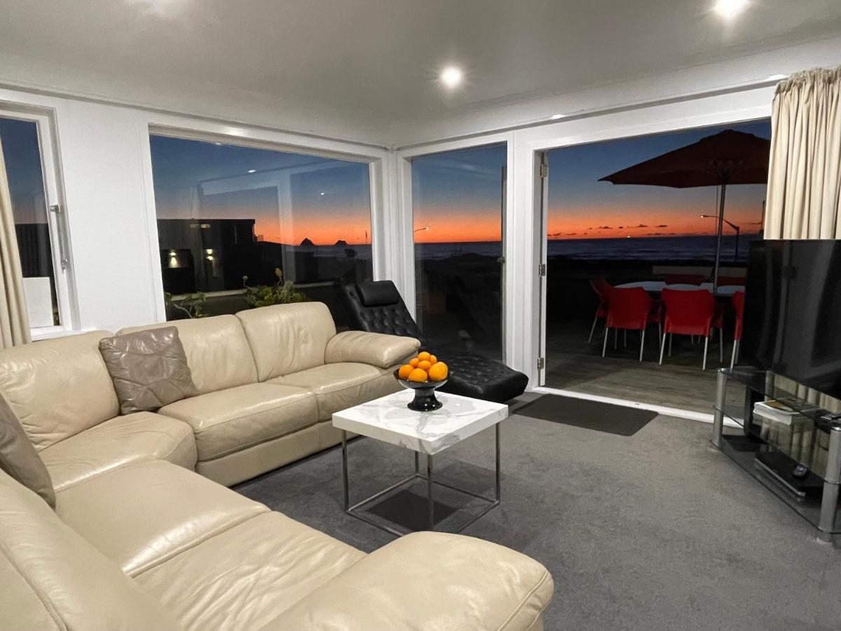 Ocean Front East End Beach House New Plymouth Exterior foto