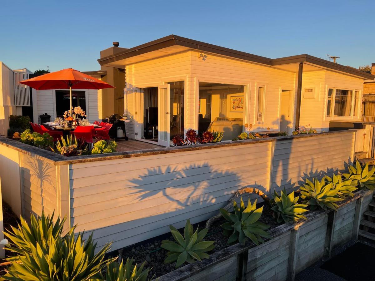 Ocean Front East End Beach House New Plymouth Exterior foto