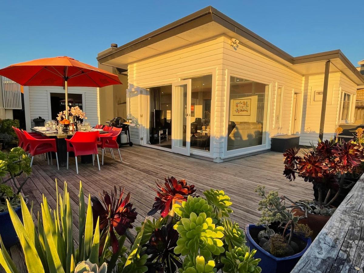 Ocean Front East End Beach House New Plymouth Exterior foto