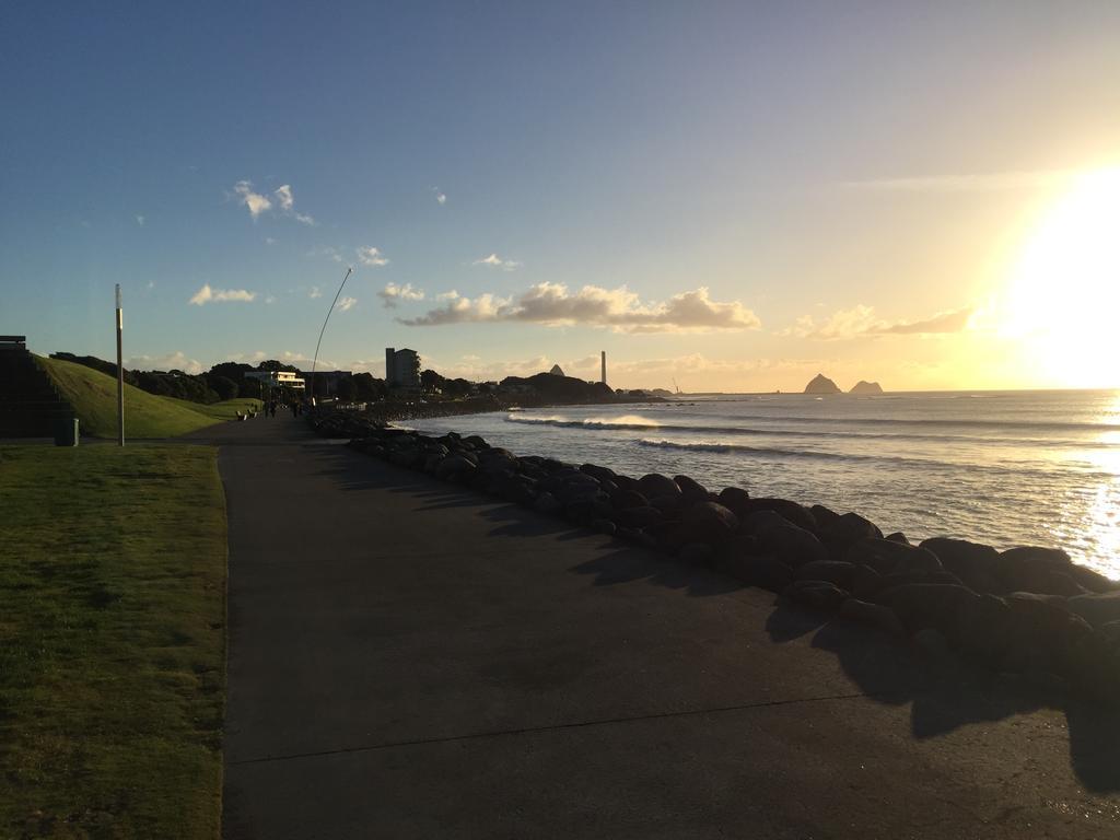 Ocean Front East End Beach House New Plymouth Exterior foto